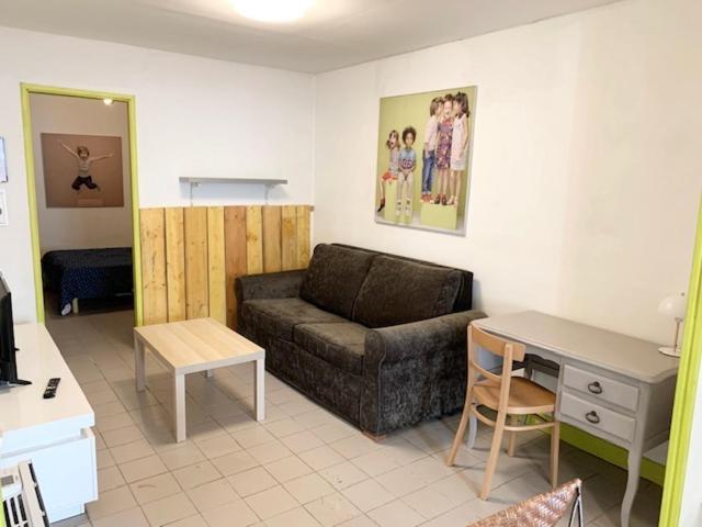Le Depot Studio Du Petit Port Champvert Eksteriør billede